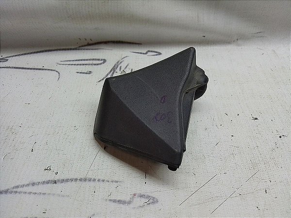 Acabamento Tampa Traseira Lado Direito Peugeot 308 12 A 15