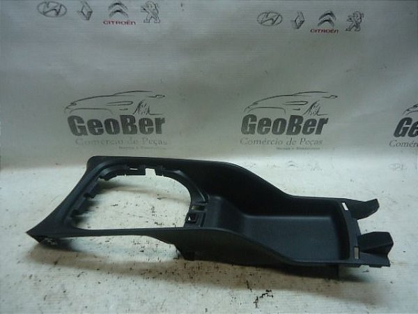 Moldura Acabamento Cambio  Automatico Peugeot 2008 15 A 17