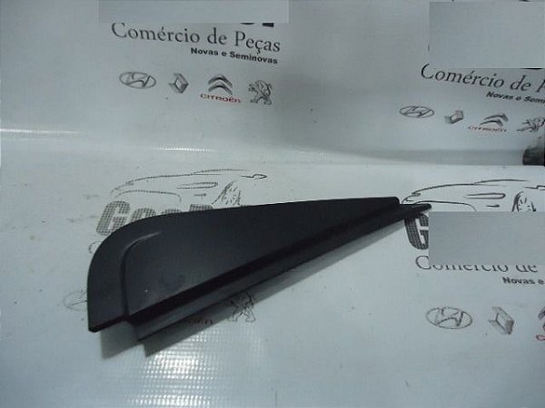 Acabamento Vidro Tras. Dir. Renault Duster 2.0 16v 11 A 15