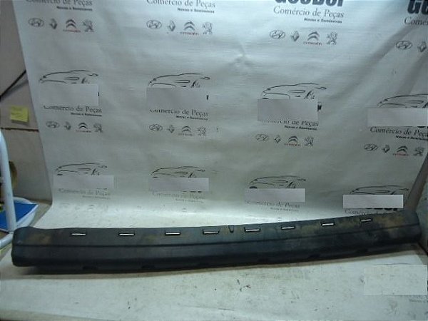 Guia Central Do Parachoque Traseiro Peugeot 307 Sedan