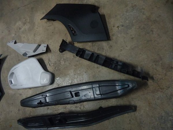 Acabamentos Em Geral Citroen Aircross 1.6 2017 Vlr Unitario