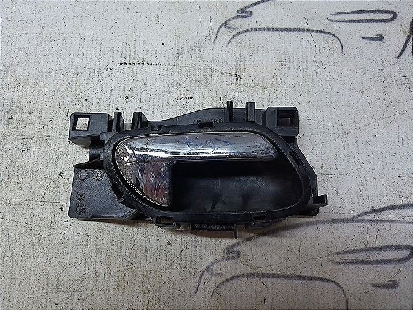 Maçaneta Interna Porta Dianteira Direita Citroen C3 2016/17