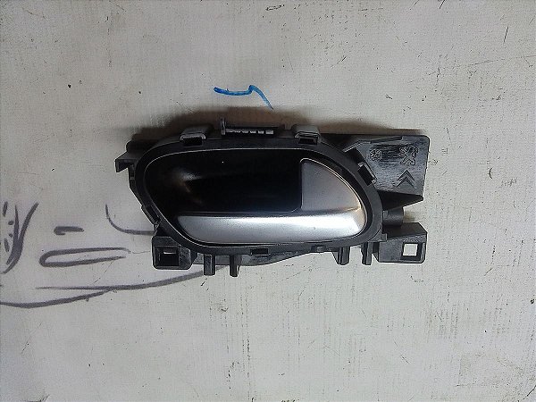 Maçaneta Interna Porta Dianteira Direita Peugeot 208 14/15