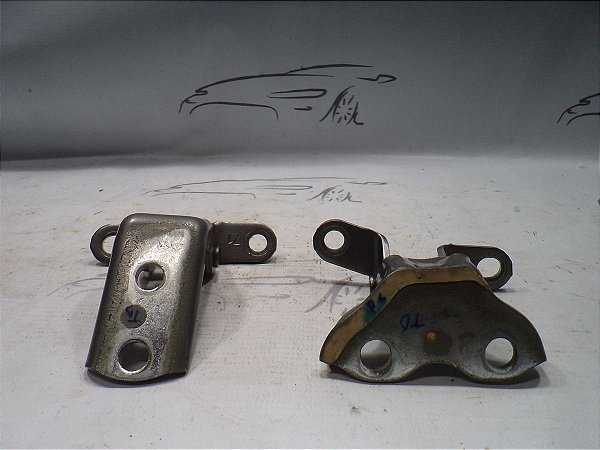 Par De Dobradiça Porta Traseira Direita Toyota Etios 17/18