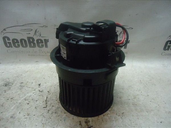 Ventuinha Interna Da Caixa Preta Peugeot 2008 2017 1.6 Aut