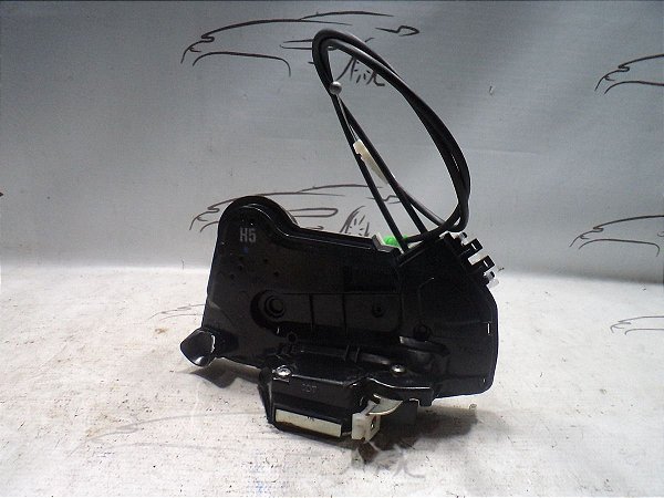 Fechadura Eletrica Porta Dianteira  Dir Toyota Corolla 16/17