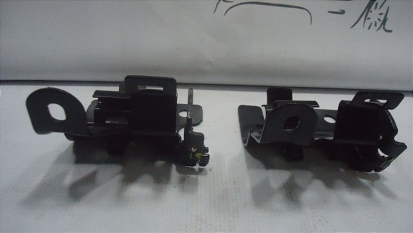 Par Trava Trinco Bancos Traseiros Inf. Honda Hr-v Hrv 17/18