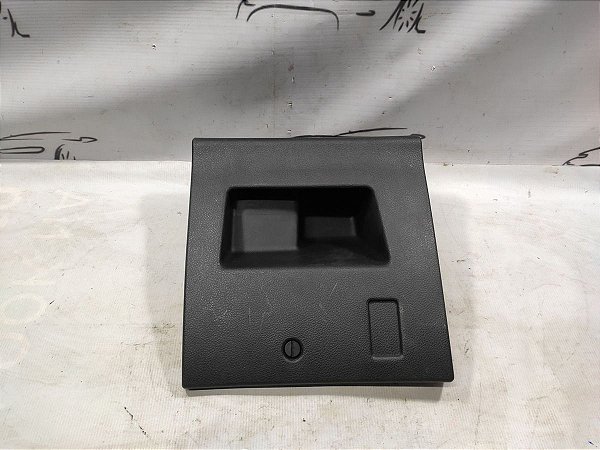 Tampa Da Caixa De Fusiveis  Peugeot 308 13/14 2.0 Automatico