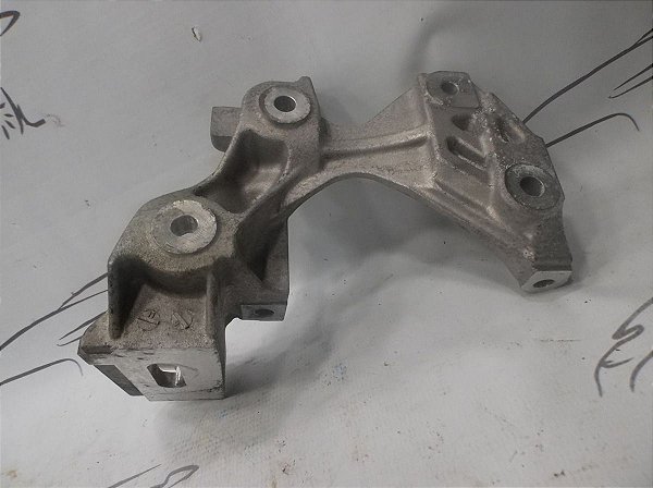 Suporte Do Alternador Nissan Versa 1.6 16v 19/20 Original