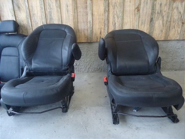 Jogo De Bancos Citroen C3 14/15 Couro Original Sem Encostos