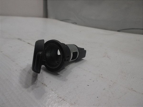 Tomada Plug 12v  Peugeot 408 11/12 Original