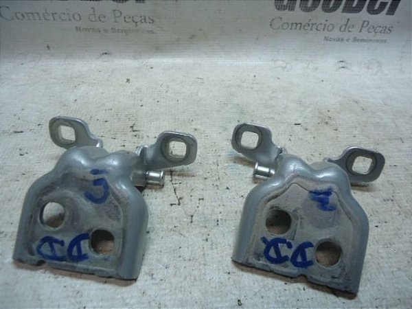 Par De Dobradiça Dianteira Direita Renault Duster 17/18