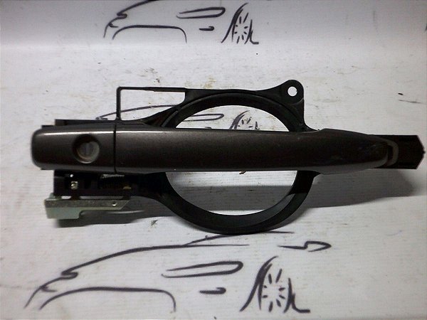 Maçaneta Externa Dianteira Direita Mitsubish Outlander 15/16