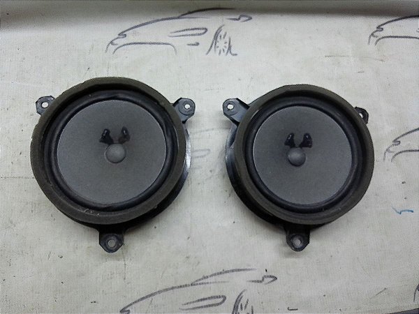 Par Alto Falantes Traseiros Toyota Yaris Xls 19/20 Original