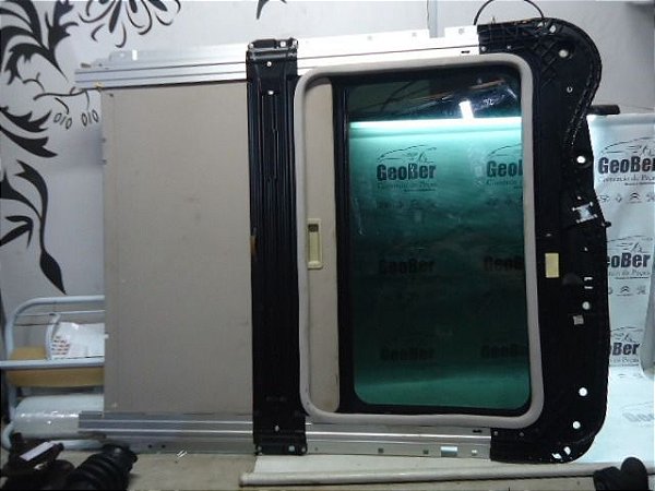 Vidro Teto Solar Com Maquina Peugeot 307 Sedan