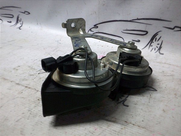 Par Buzina Original Ford New Fiesta 2012 Mexicano Original
