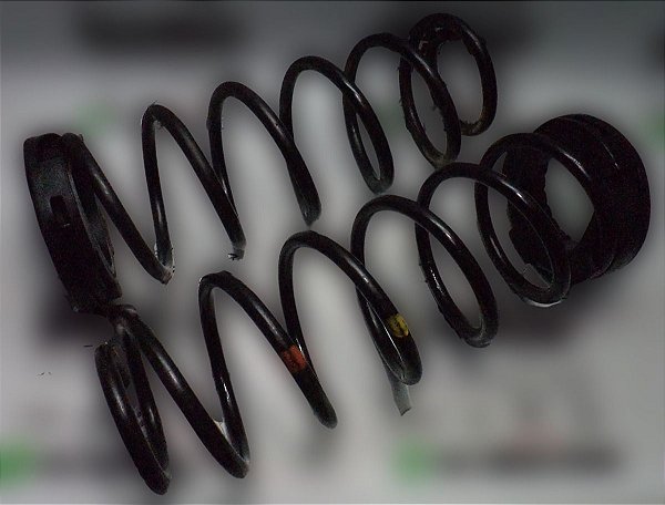 Par De Mola Traseira Kia Cerato 13/14  Original