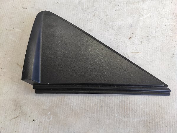 ACABAMENTO EXTERNO PORTA TRASEIRA DIREIT HYUNDAI CRETA 18/19