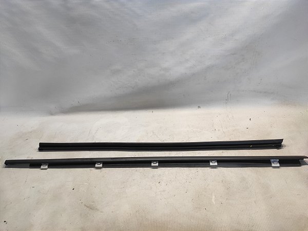 PAR PESTANAS PORTA DIANTEIRO DIREITO HYUNDAI CRETA 2.0 18/19