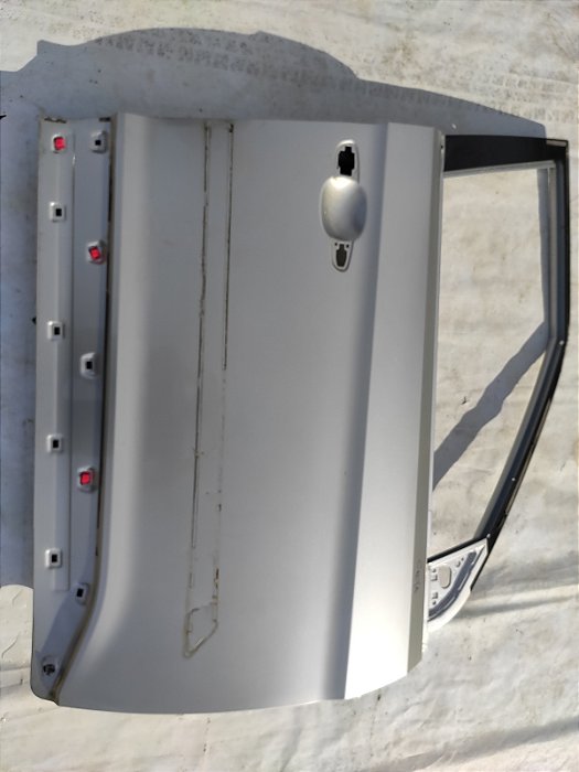 PORTA DIANTEIRA DIREITA RASPADA HYUNDAI CRETA 2.0 18/19