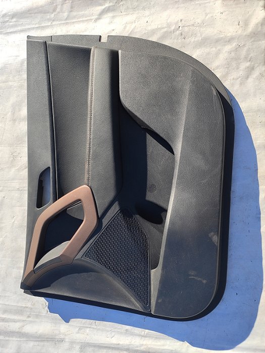 FORRO LATERAL PORTA DIANTEIRA DIREITA HYUNDAI CRETA 18/19