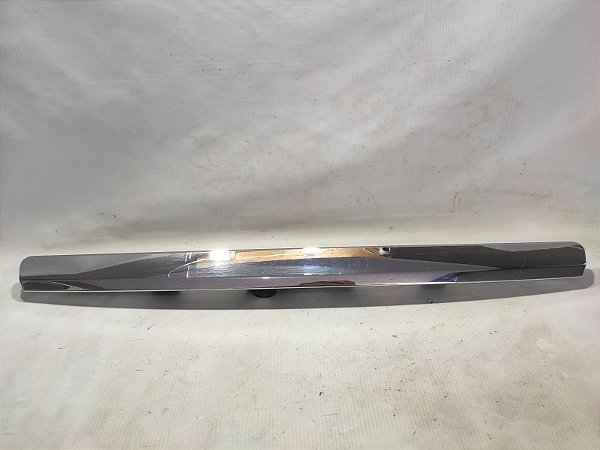 APLIQUE CROMADO TAMPA TRASEIRA HYUNDAI CRETA 2.0 18/19 ORIG