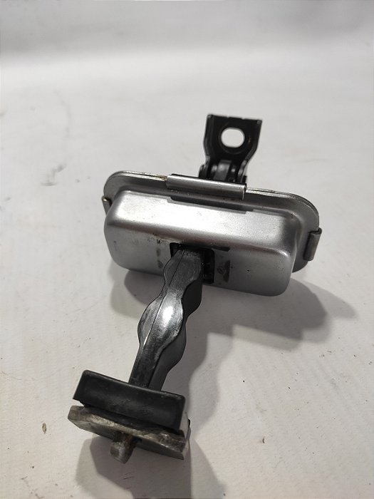 LIMITADOR PORTA DIANTEIRA DIREITA PEUGEOT 2008 18/19