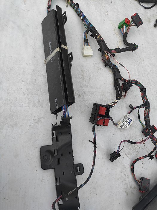 CHICOTE ABAIXO CARPET A BOMB COMB PEUGEOT 2008 18/19 1.6 AUT