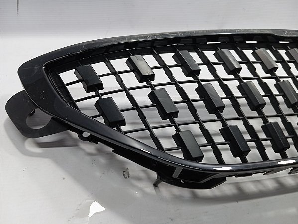 GRADE CENTRAL PARACHOQUE DIANTEIRO PEUGEOT 2008 2019-20