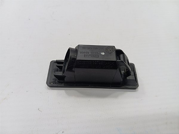 LUZ ILUMINAÇÃO TAMPA TRASEIRA PLACA NISSAN VERSA 2018