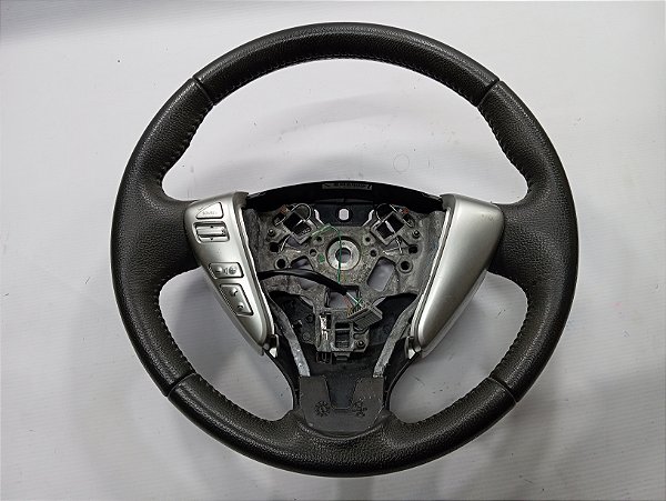 VOLANTE E BOTOES DE COMANDO NISSAN VERSA 2018 ORIGINAL