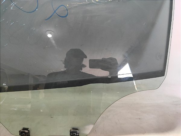 VIDRO PORTA TRASEIRA ESQUERDA PEUGEOT 208 1.6 16V AT6 19/20