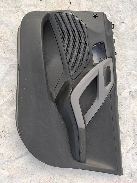 LATERAL FORRO PORTA DIANTEIRA ESQUERDA PEUGEOT 208 1.6 19/20
