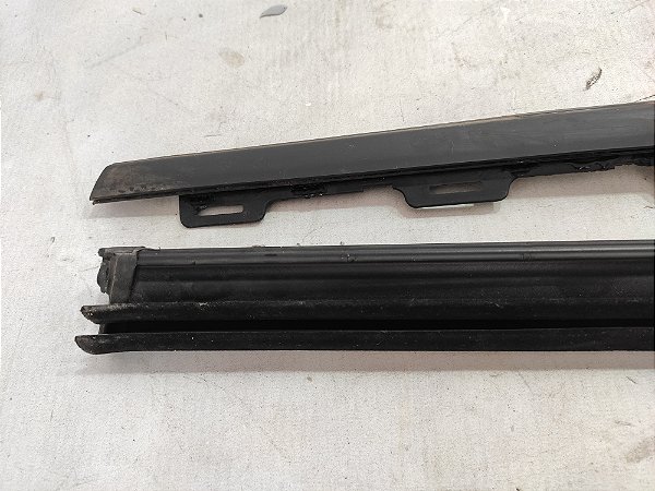 PAR PESTANA PORTA DIANTEIRA ESQUERDA PEUGEOT 208 19/20
