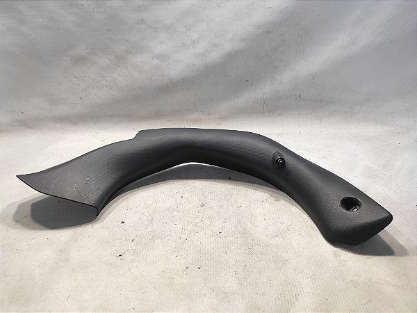 SUPORTE INTERNO TAMPA TRASEIRA DIREITO PEUGEOT 208 19/20