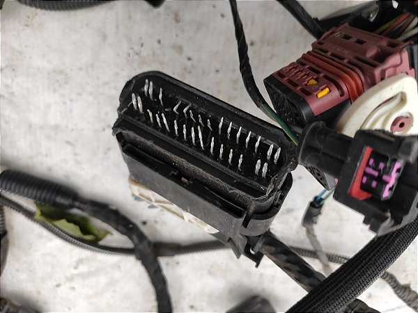 CHICOTE ELETRICO CAIXA FUSIVEIS PEUGEOT 208 1.6 AT6 19/20