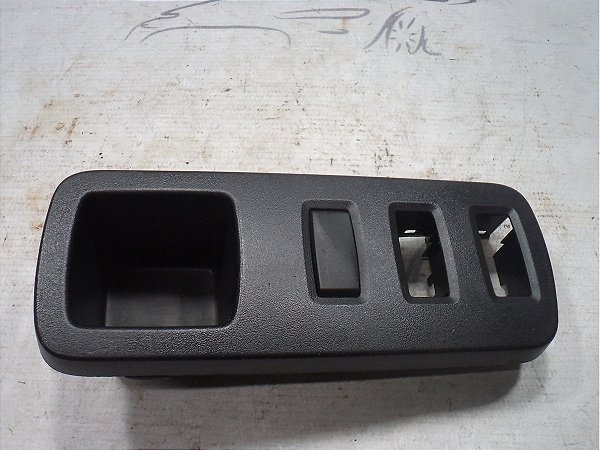 Moldura Painel C Botoes Falso Duster 16/17 Original C. Nf