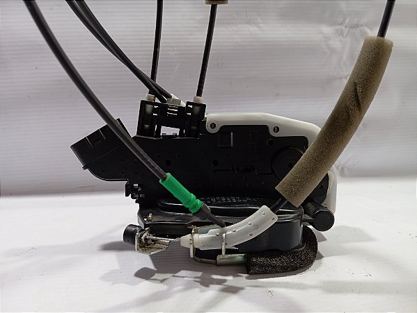 FECHADURA ELETRICA PORTA TRASEIR ESQUERDA NISSAN VERSA 18/19