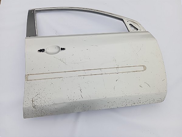 PORTA LATARIA DIANTEIRA DIREITA NISSAN VERSA 18/19
