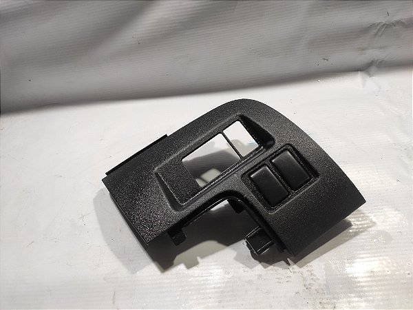 MOLDURA COM BOTAO FALSO PAINEL NISSAN MARCH 1.6 2019