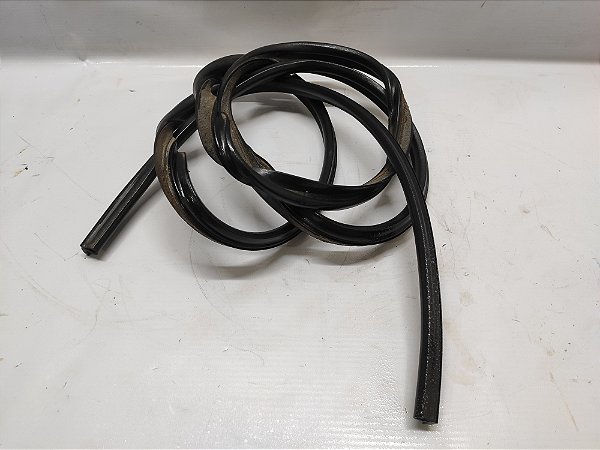 BORRACHA LATERAL LD ESQUERDO CITROEN C3 AIRCROSS 15 16 17