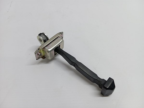 LIMITADOR PORTA DIANTEIRA ESQUERDA NISSAN KICKS 21/22