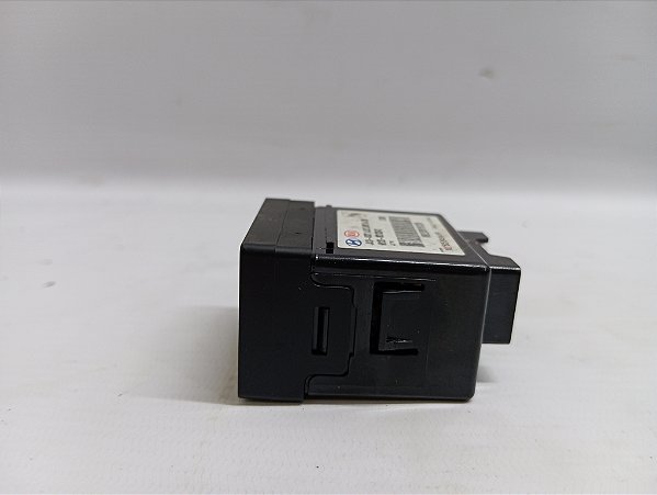 PLUG TOMADA CONECTOR AUXILIAR E USB HYUNDAI CRETA AUT 20/21
