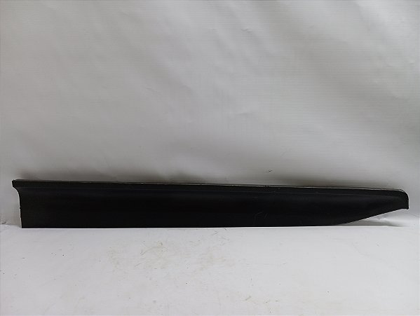 FRISO PORTA DIANTEIRA ESQUERDA HYUNDAI CRETA 1.6 AUT 20/21