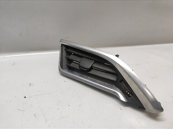 DIFUSOR DE AR DO PAINEL LADO ESQUERDO PEUGEOT 2008 15 A 19