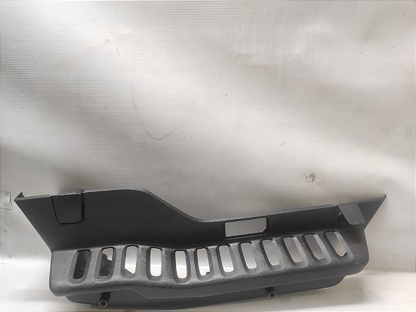 ACABAMENTO BAGAGITO TAMPAO PEUGEOT 2008 15 A 19