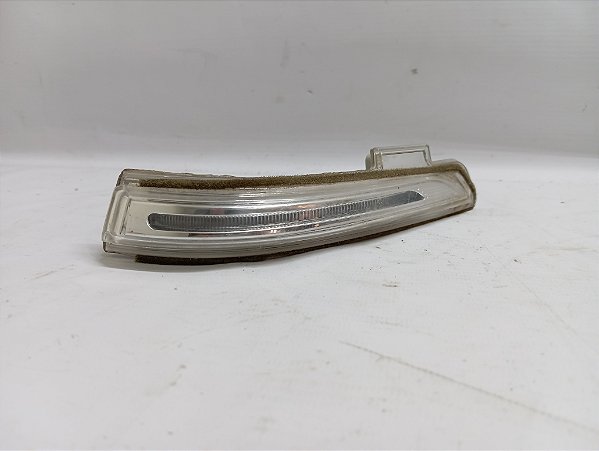 LUZ PISCA SETA RETROVISOR LADO DIREITO HYUNDAI CRETA 2023