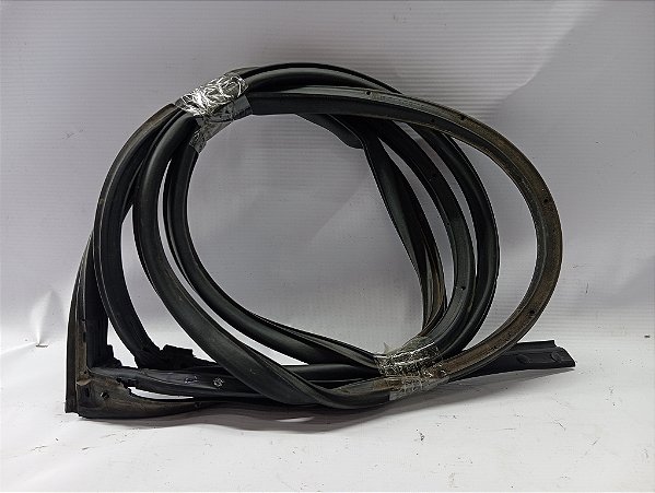 BORRACHA CONTORNO PORTA TRASEIRA ESQUERD HYUNDAI CRETA 19A22