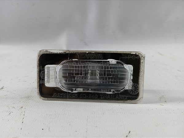 LUZ DE PLACA TRASEIRA TOYOTA YARIS SEDAN 2023