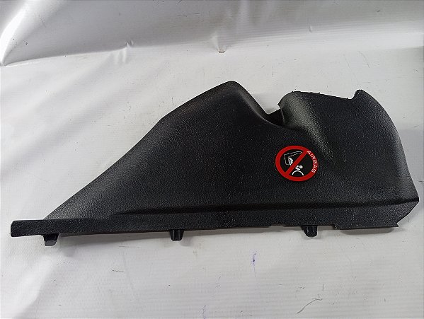 ACABAMENTO DO PAINEL LATERAL DIANTEIRO TOYOTA YARIS 2023